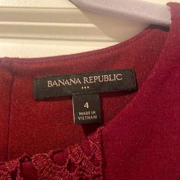 Banana Republic Maroon Peplum Top - Picture 2 of 4